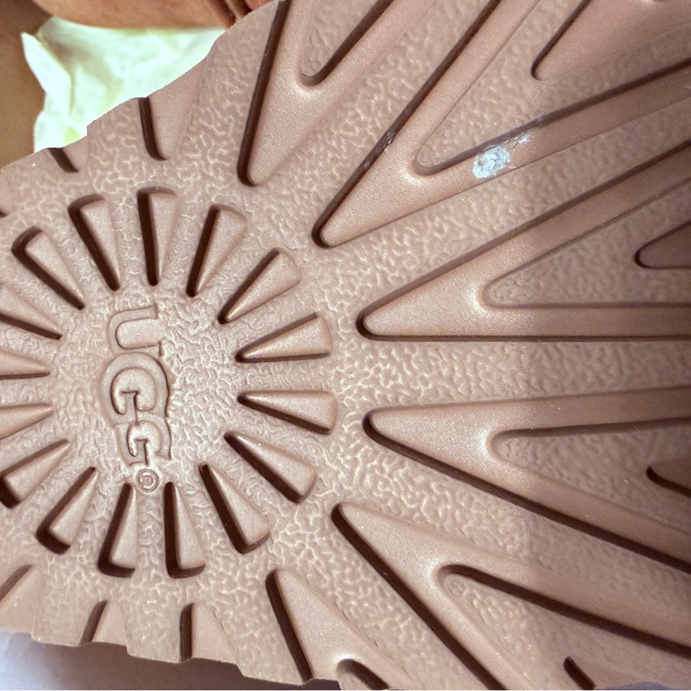 UGG Chestnut Suede Ankle Boot - Warm Brown - Picture 7 of 7